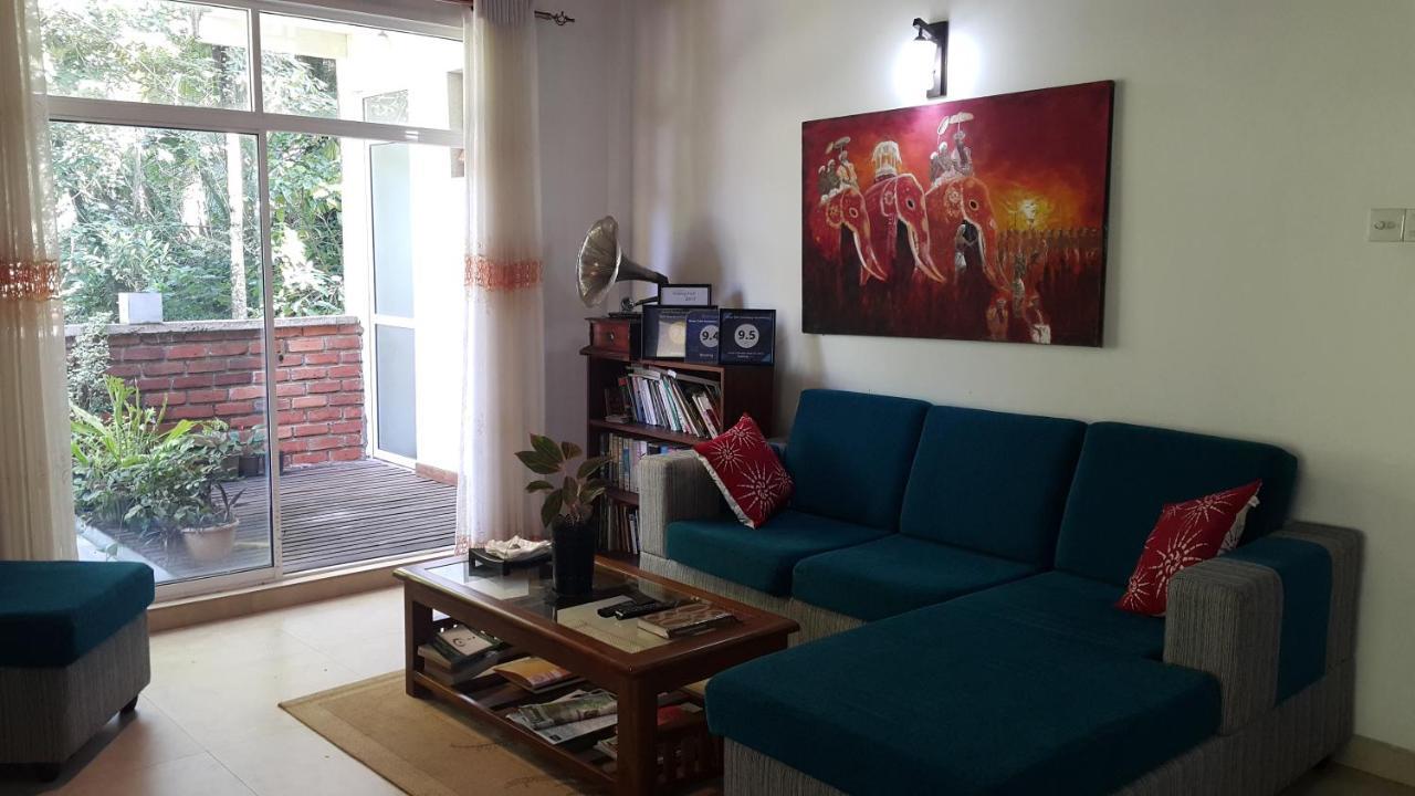 River Side Homestay Apartment Kandy Extérieur photo