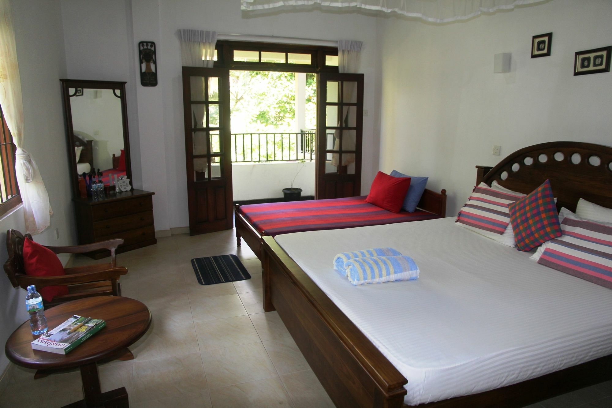 River Side Homestay Apartment Kandy Extérieur photo